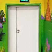 Техническая дверь в детском саду
